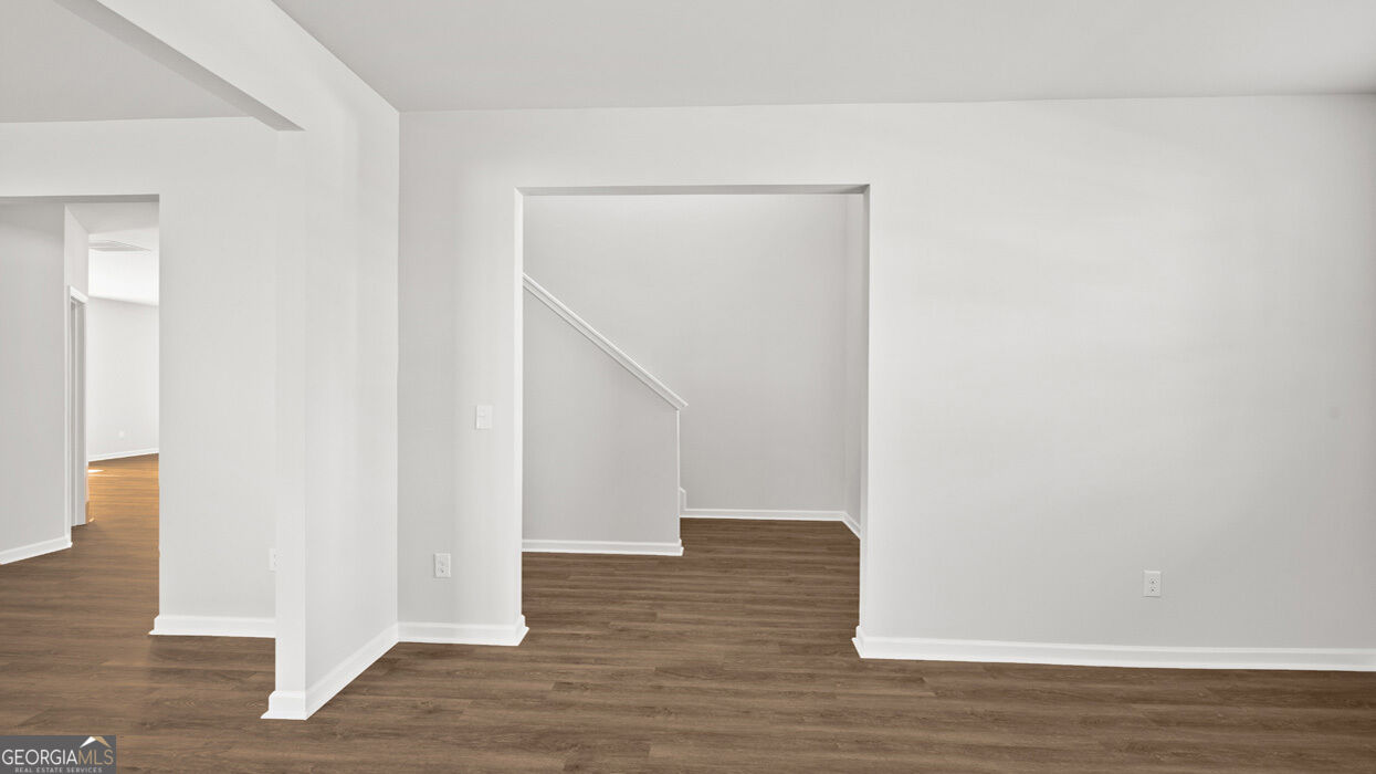 204 Friendship Oak Way Property Photo 5