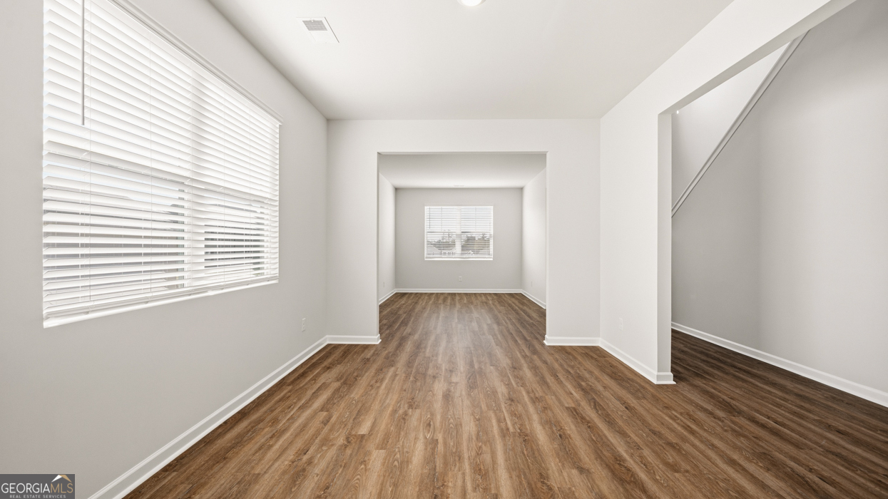 204 Friendship Oak Way Property Photo 6