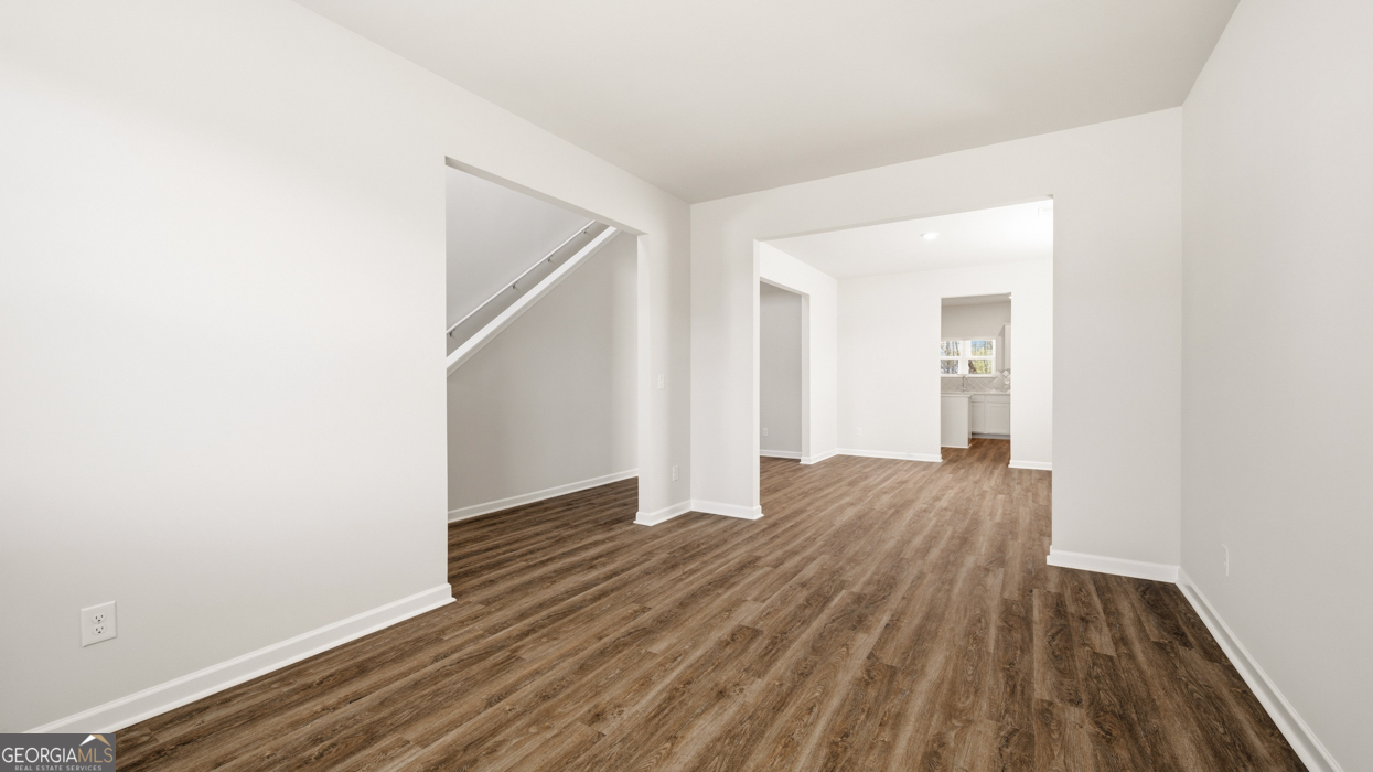204 Friendship Oak Way Property Photo 7