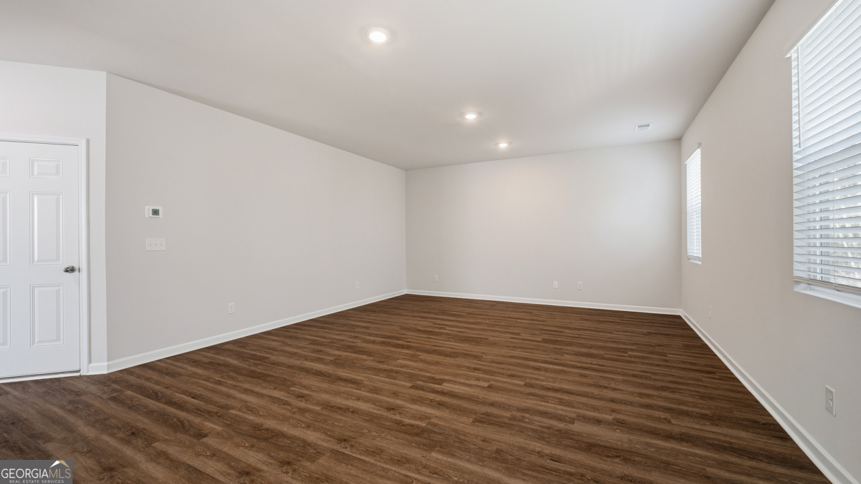 204 Friendship Oak Way Property Photo 10