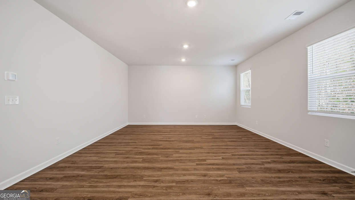 204 Friendship Oak Way Property Photo 11