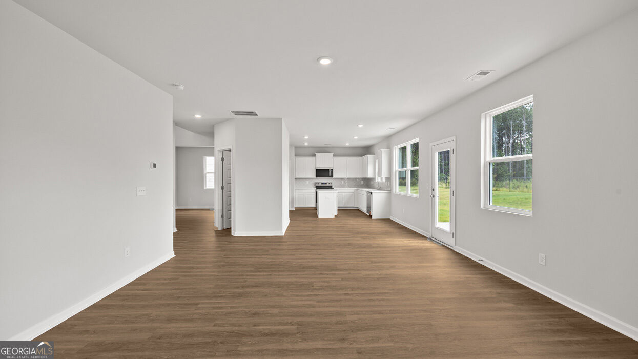 204 Friendship Oak Way Property Photo 12