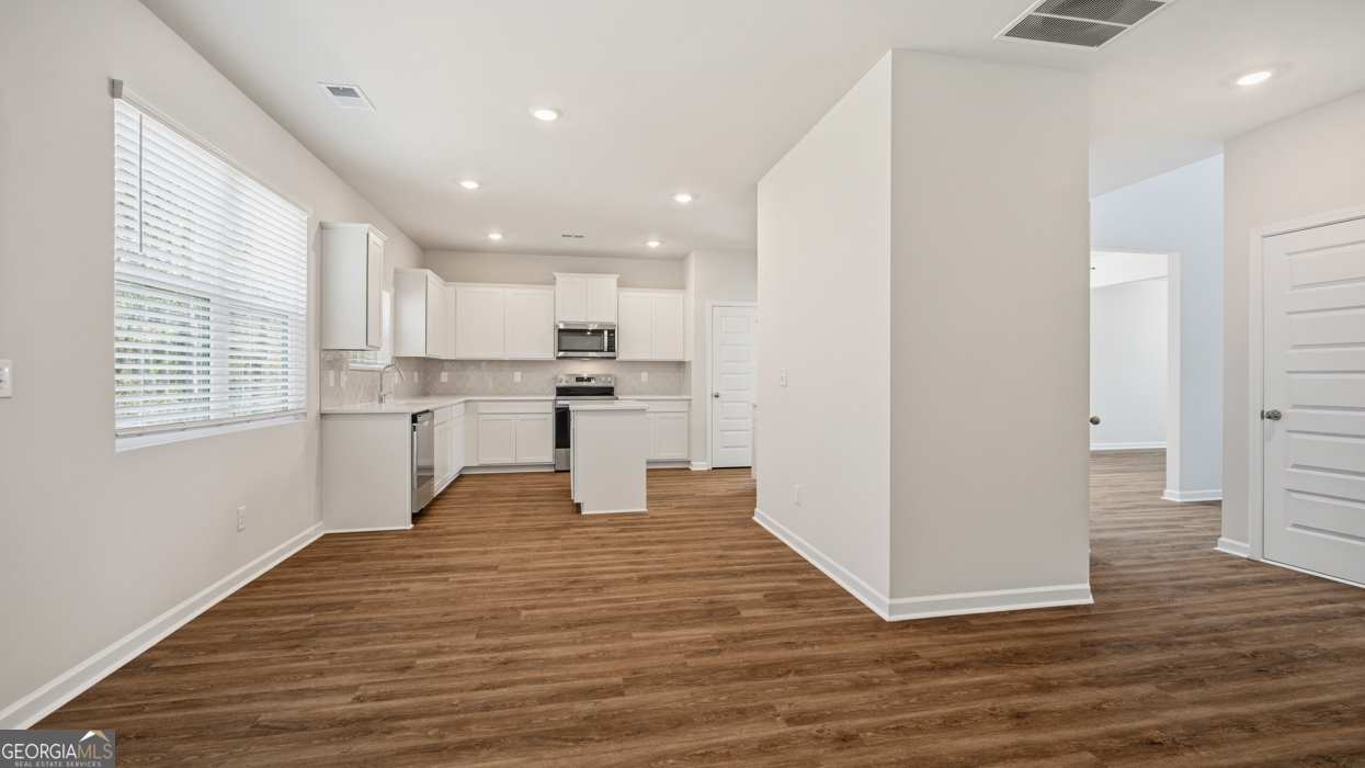 204 Friendship Oak Way Property Photo 14