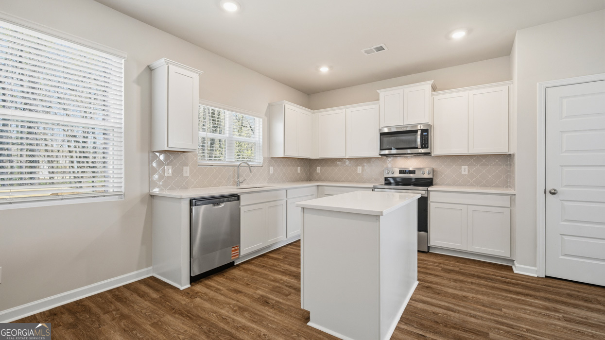 204 Friendship Oak Way Property Photo 16