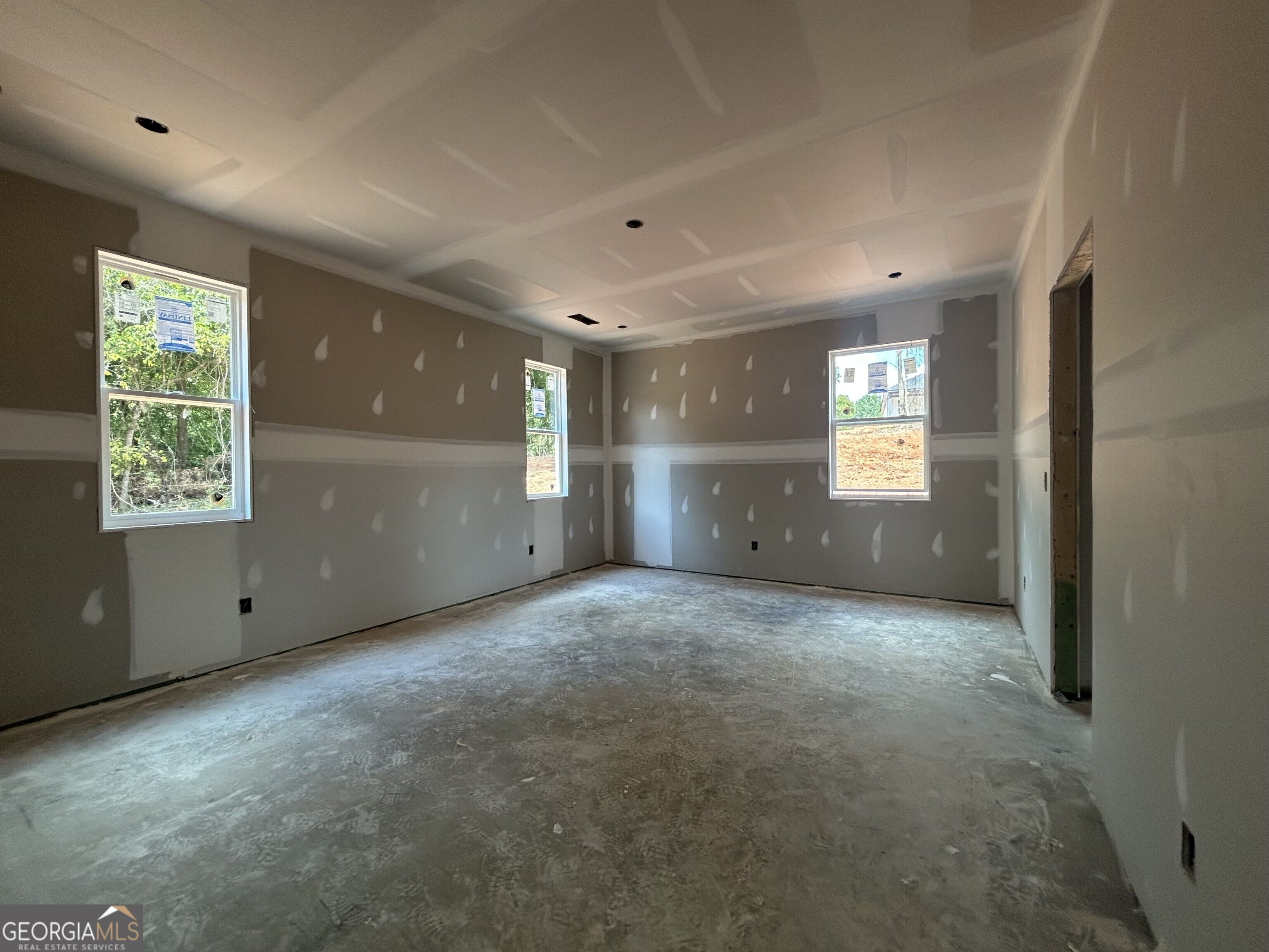 174 Eagles Crest Drive Property Photo 4