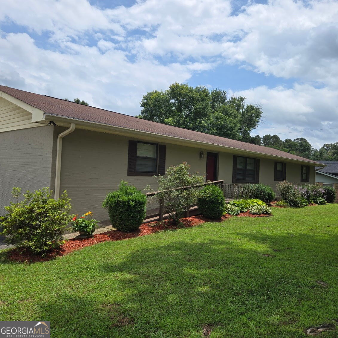 105 Hamel Drive Property Photo 3