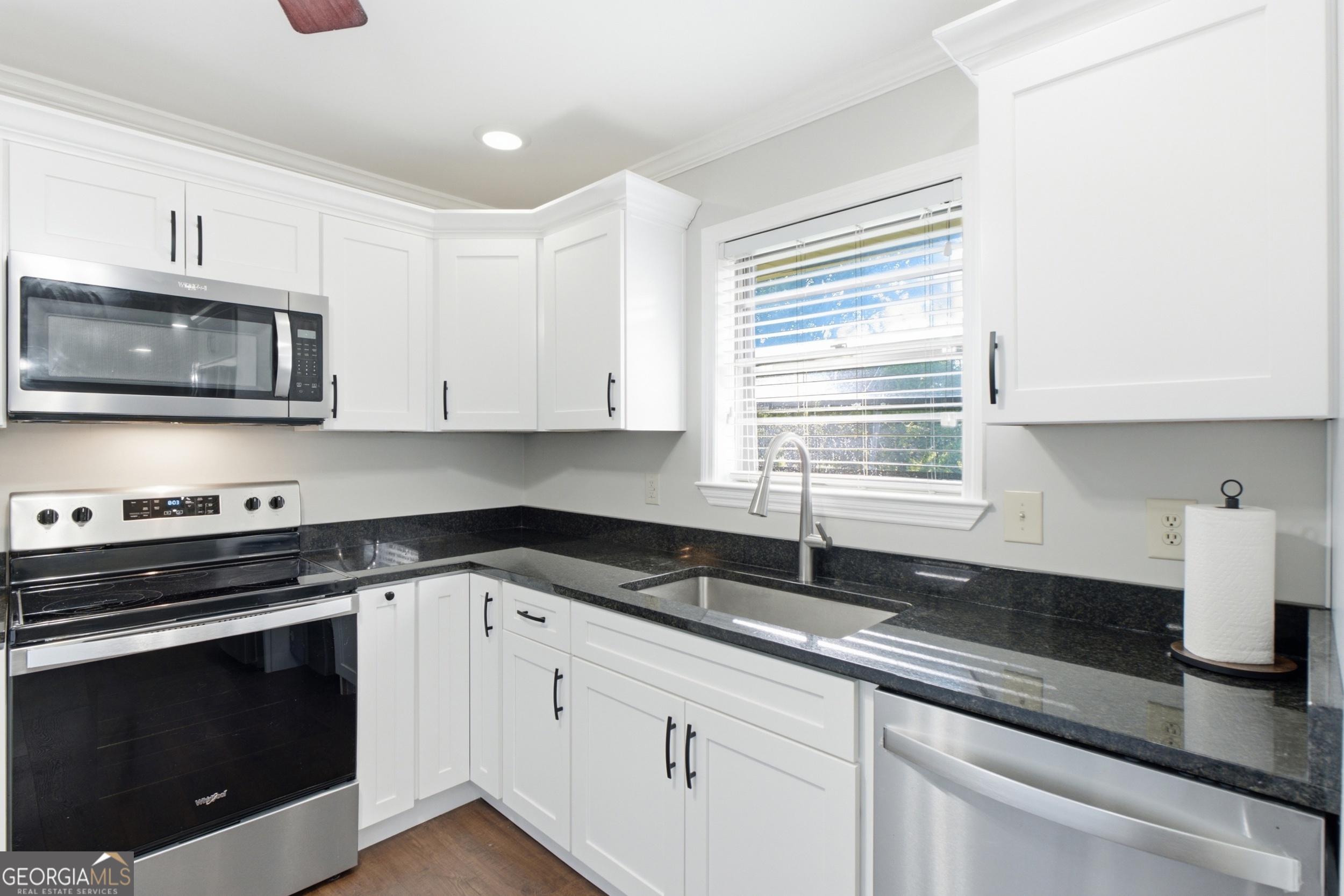 105 Hamel Drive Property Photo 18