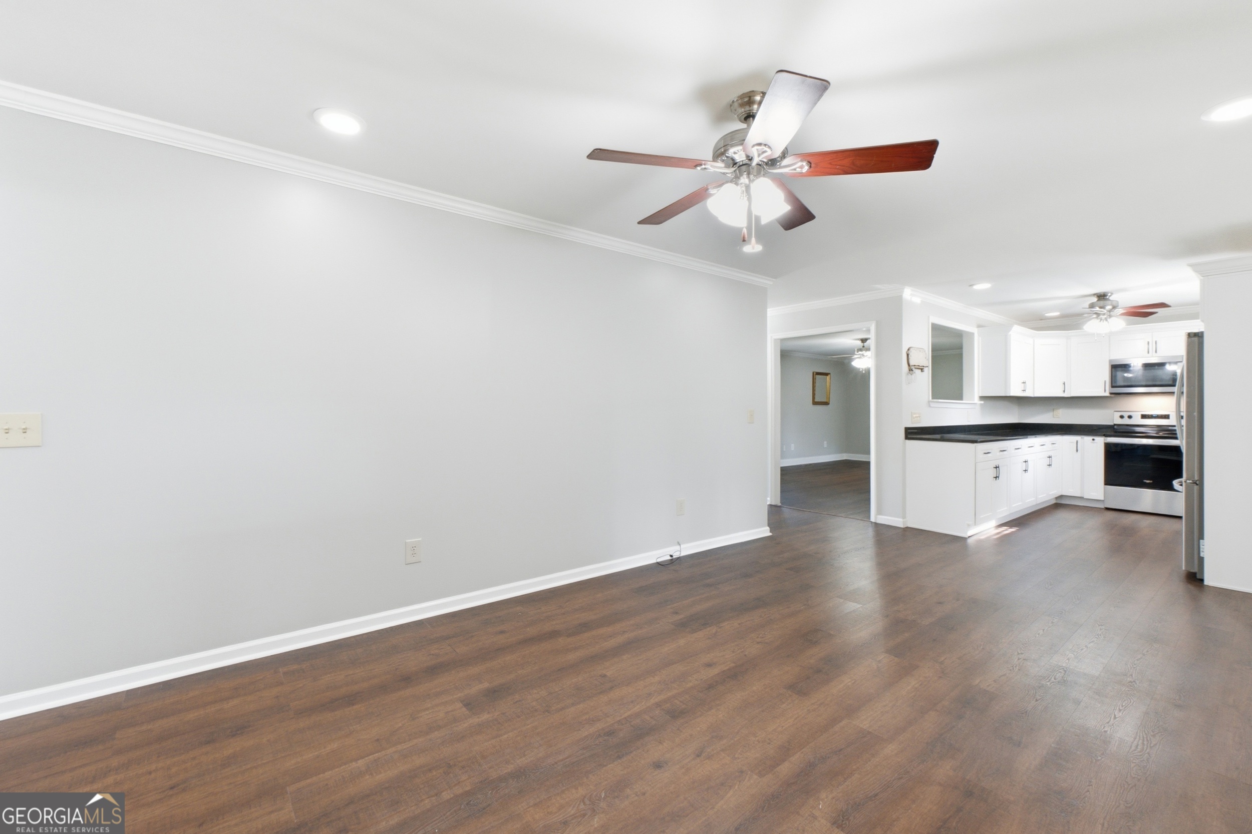 105 Hamel Drive Property Photo 20