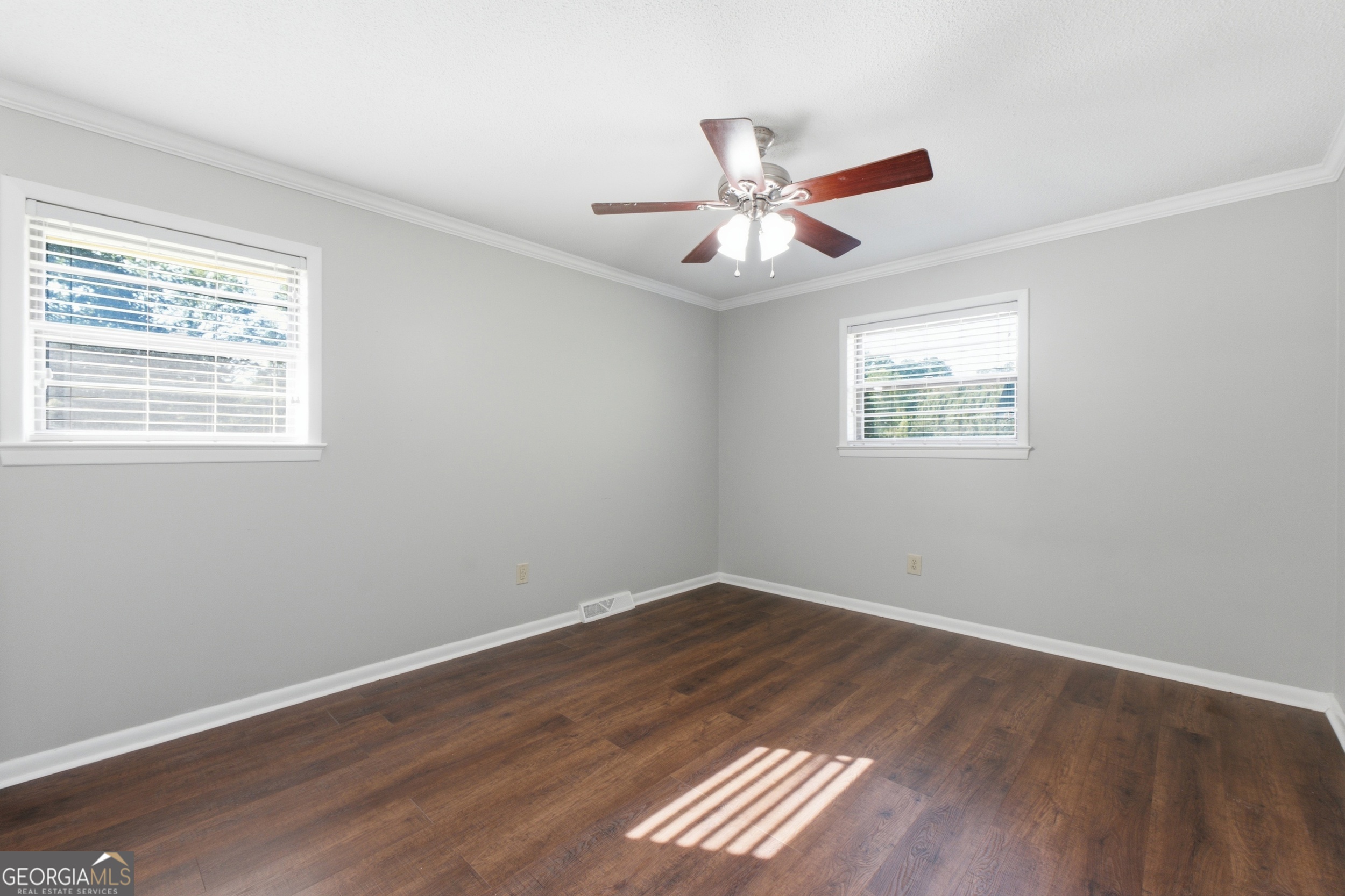 105 Hamel Drive Property Photo 26