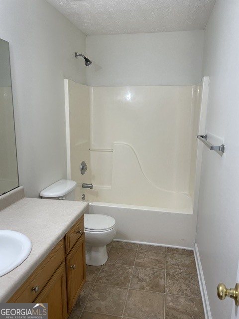 1790 Neighborhood Walk Property Photo 14