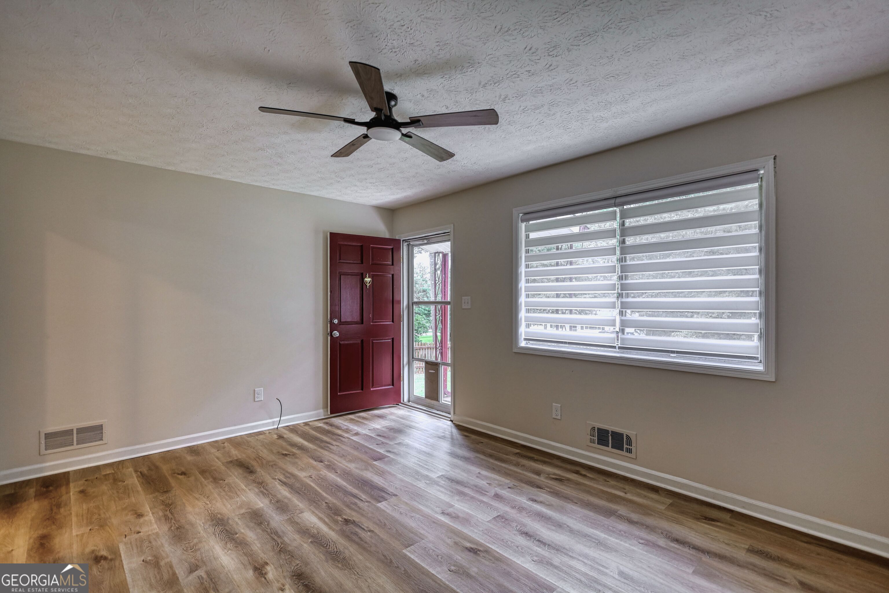3075 Sunset Road Se Property Photo 14