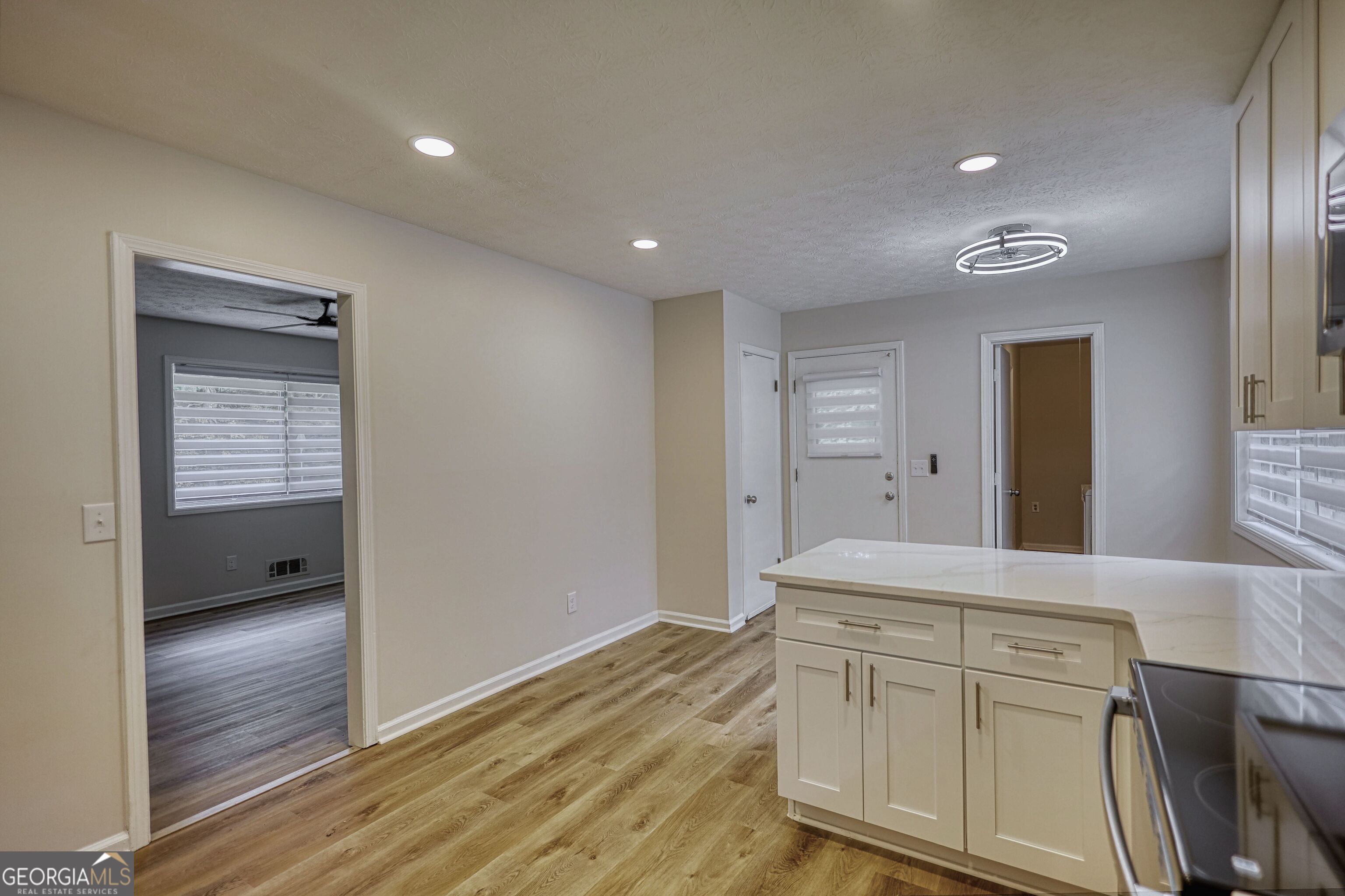 3075 Sunset Road Se Property Photo 17