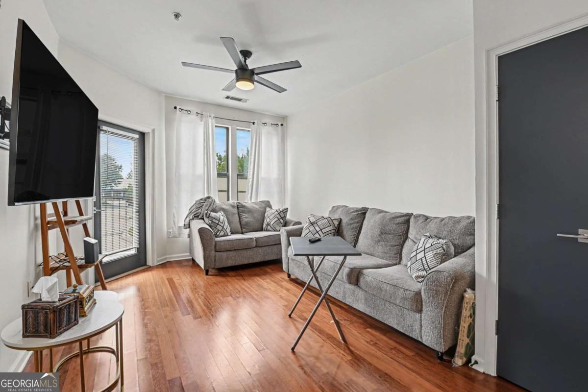 898 Oak Street Sw # 1220 Property Photo 1