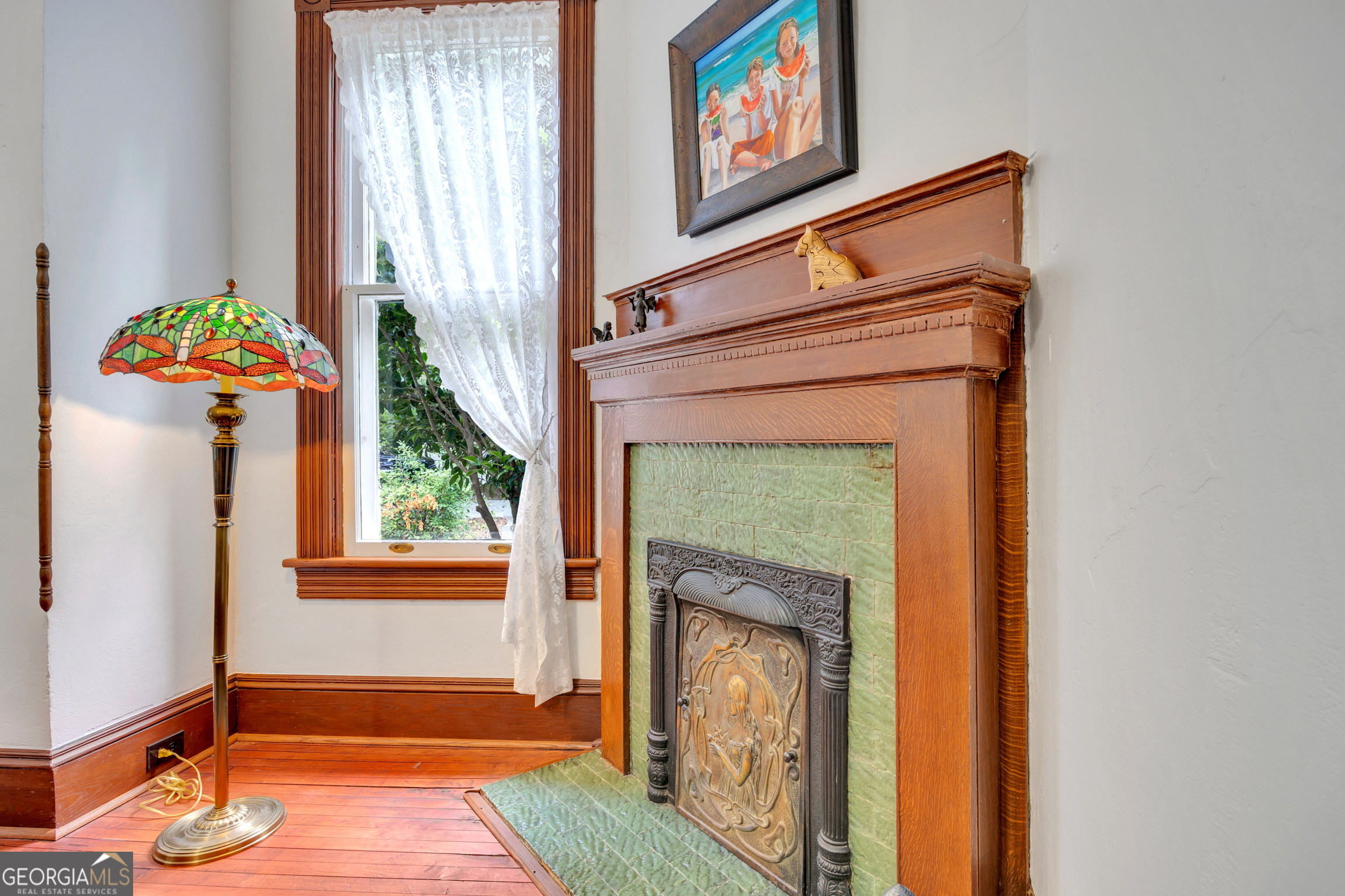 1102 Emory Street Property Photo 14