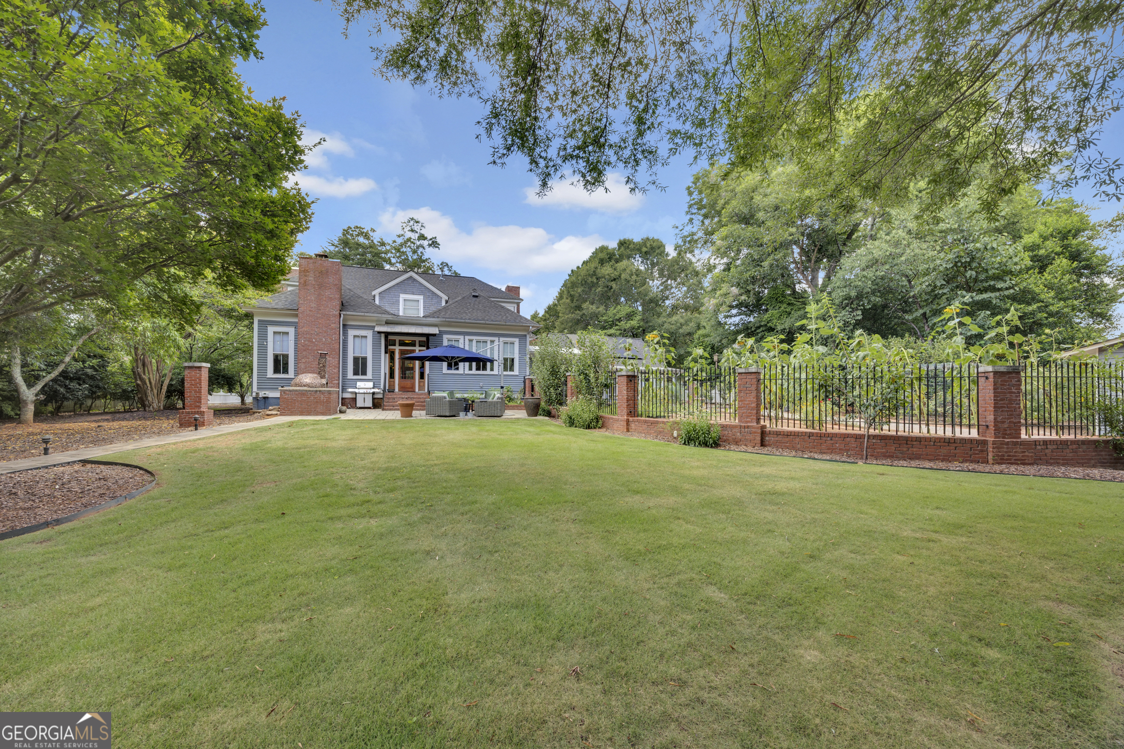 1102 Emory Street Property Photo 67