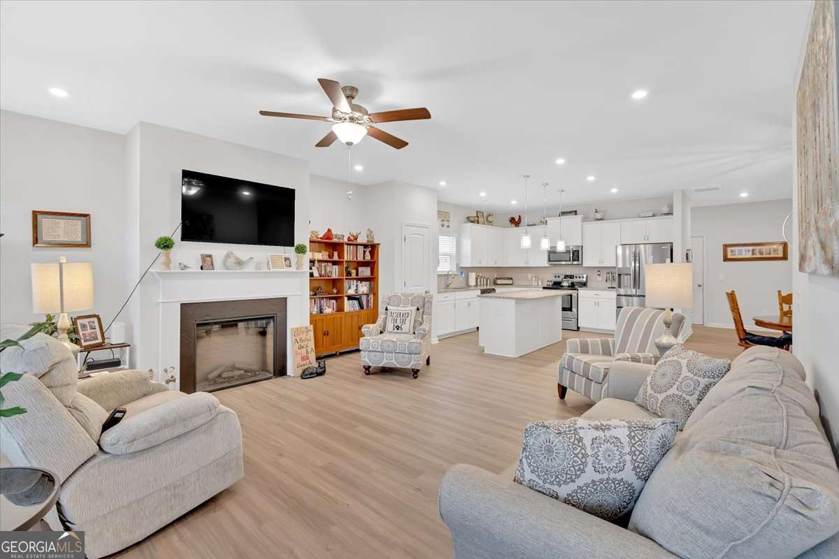 3 Maycroft Court Property Photo 4