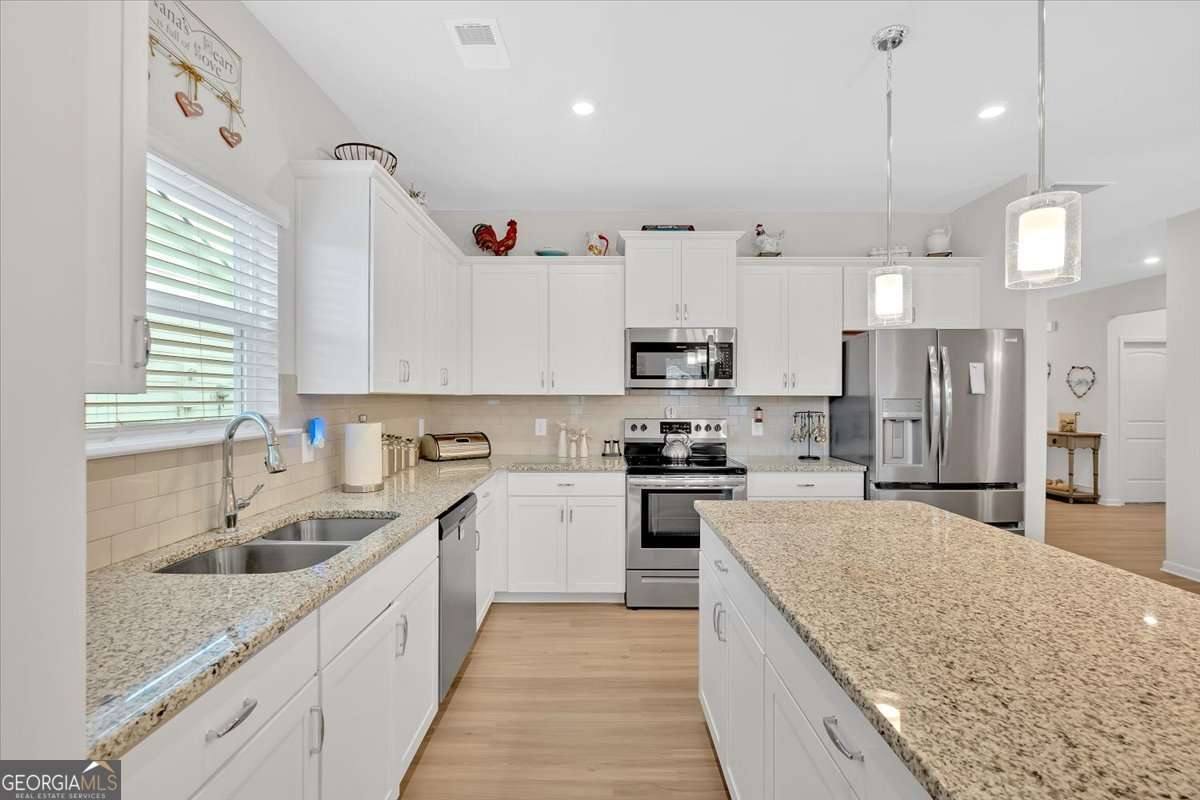 3 Maycroft Court Property Photo 6