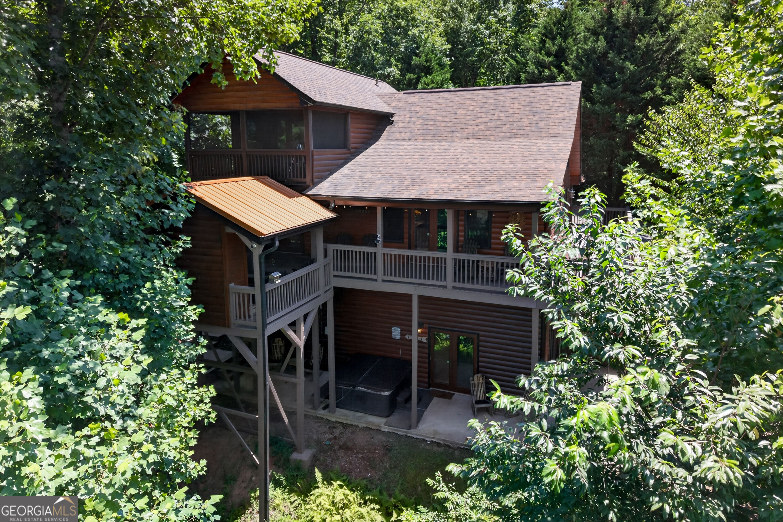 573 Weaver Creek Way Property Photo 1