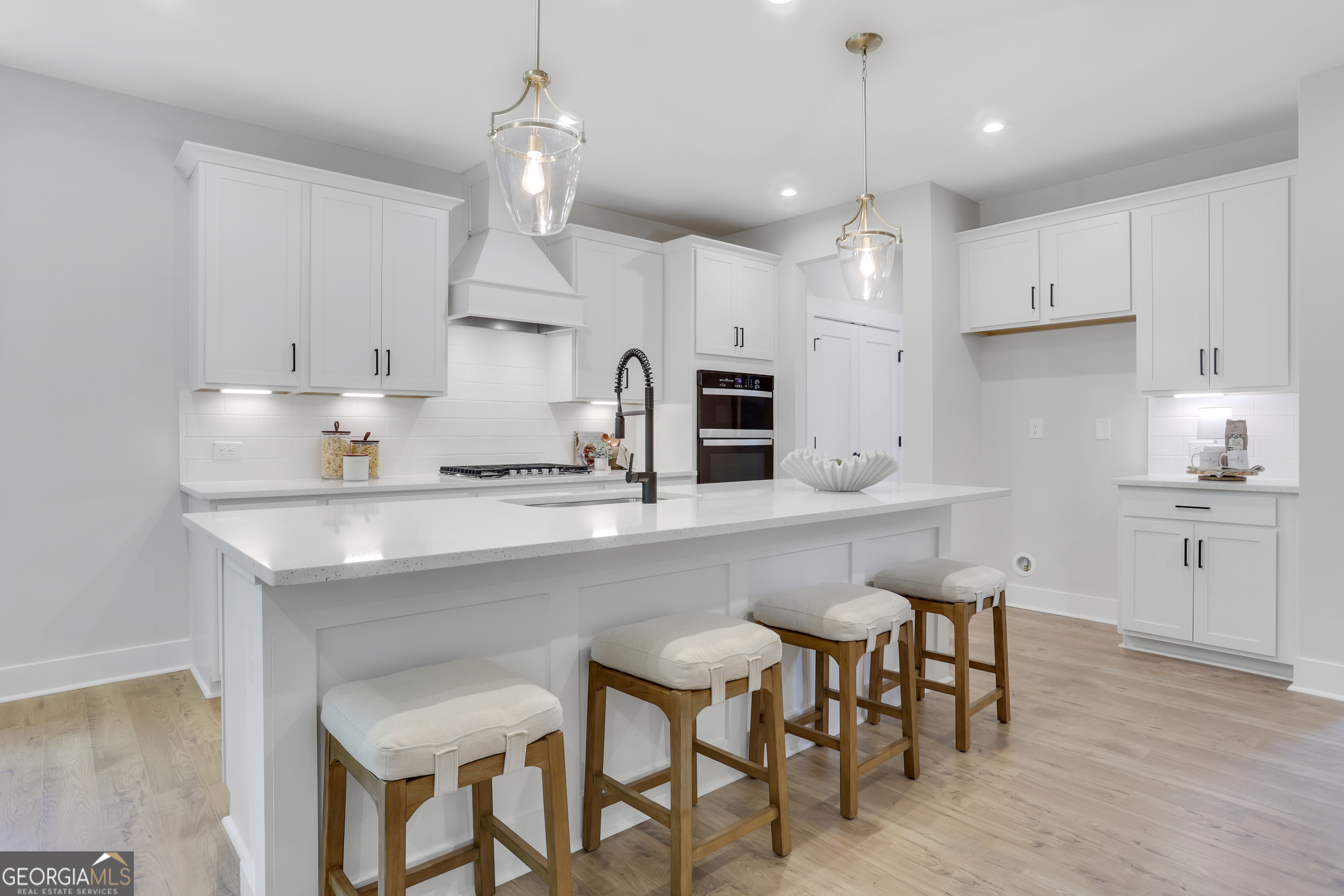 4082 Adler Circle Property Photo 18