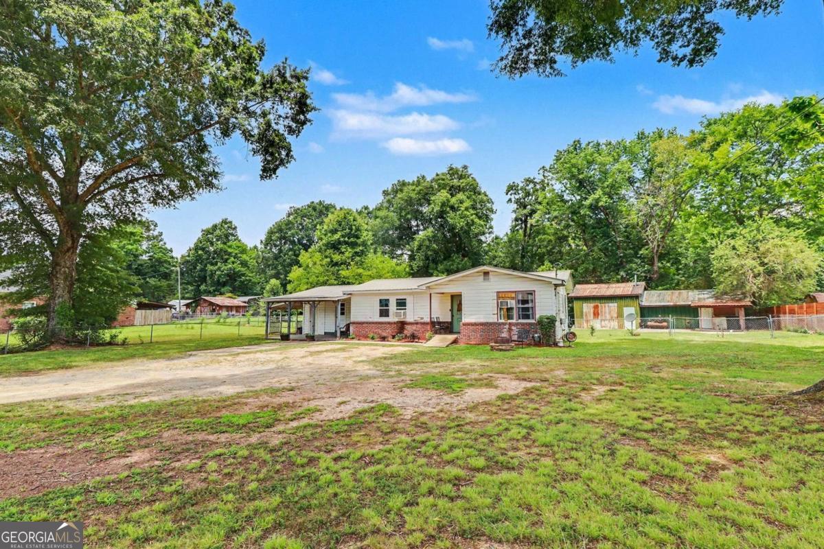 381 River Bend Road Sw Property Photo 3