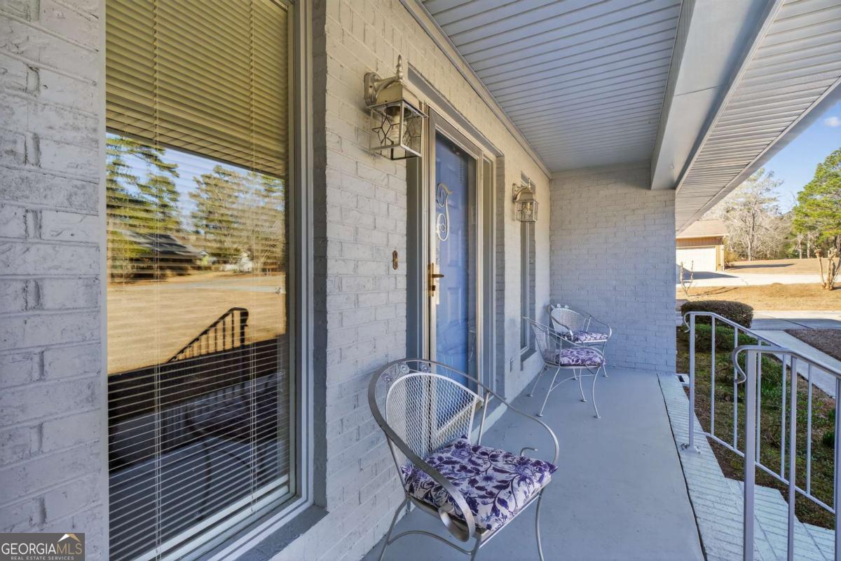 363 River North Boulevard Property Photo 21