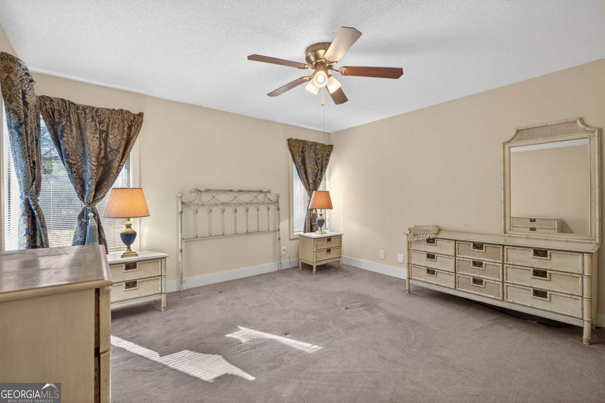 363 River North Boulevard Property Photo 34
