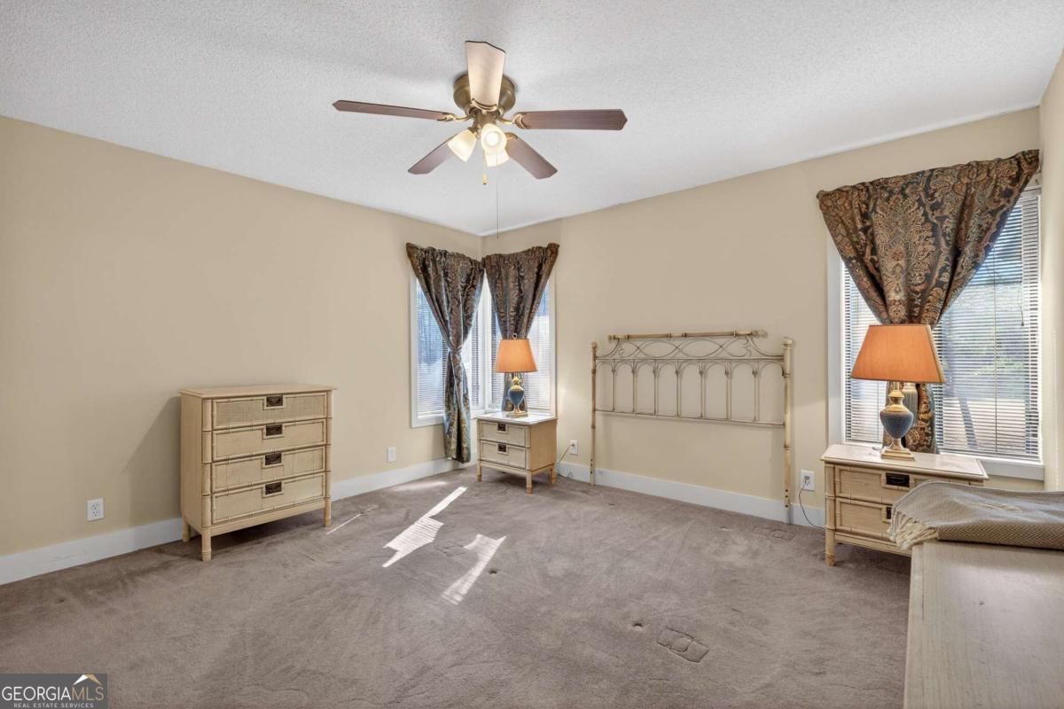 363 River North Boulevard Property Photo 35