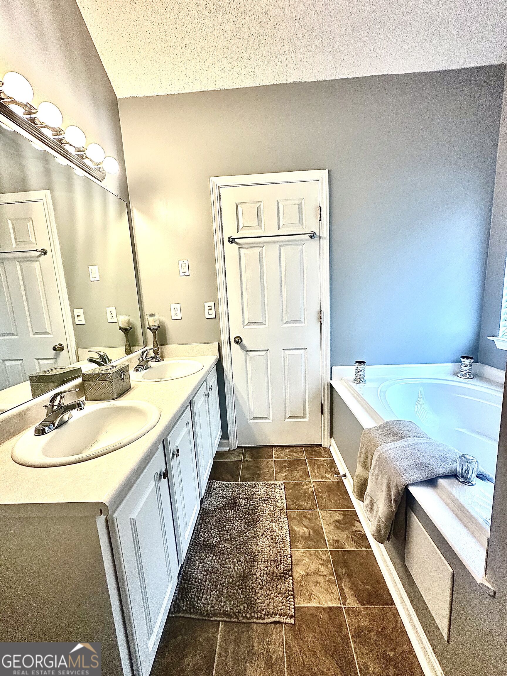 1630 Isleworth Circle Property Photo 20