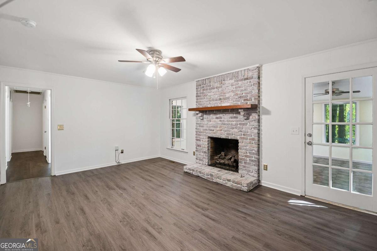 2719 Oswood Drive Property Photo 15
