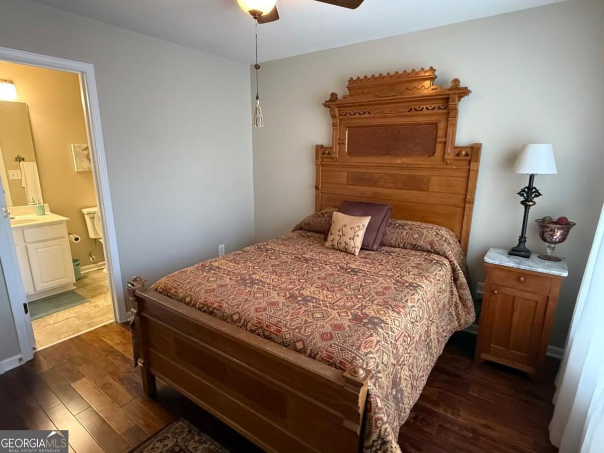 2101 Dillard Crossing Property Photo 15