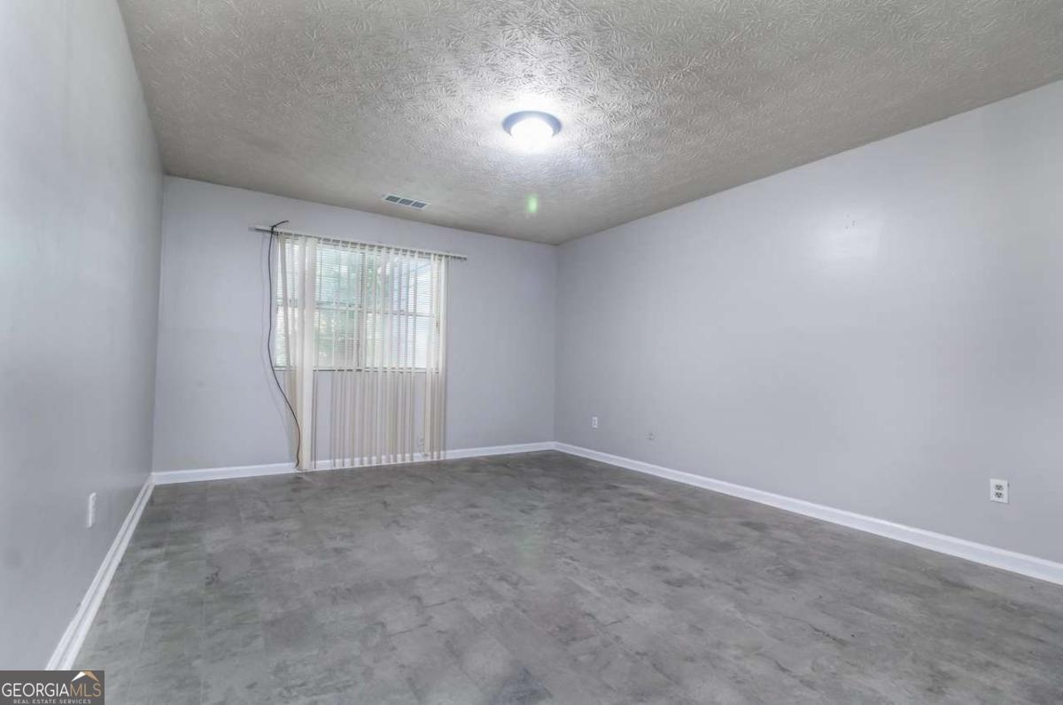 5437 Glen Haven Drive Property Photo 12
