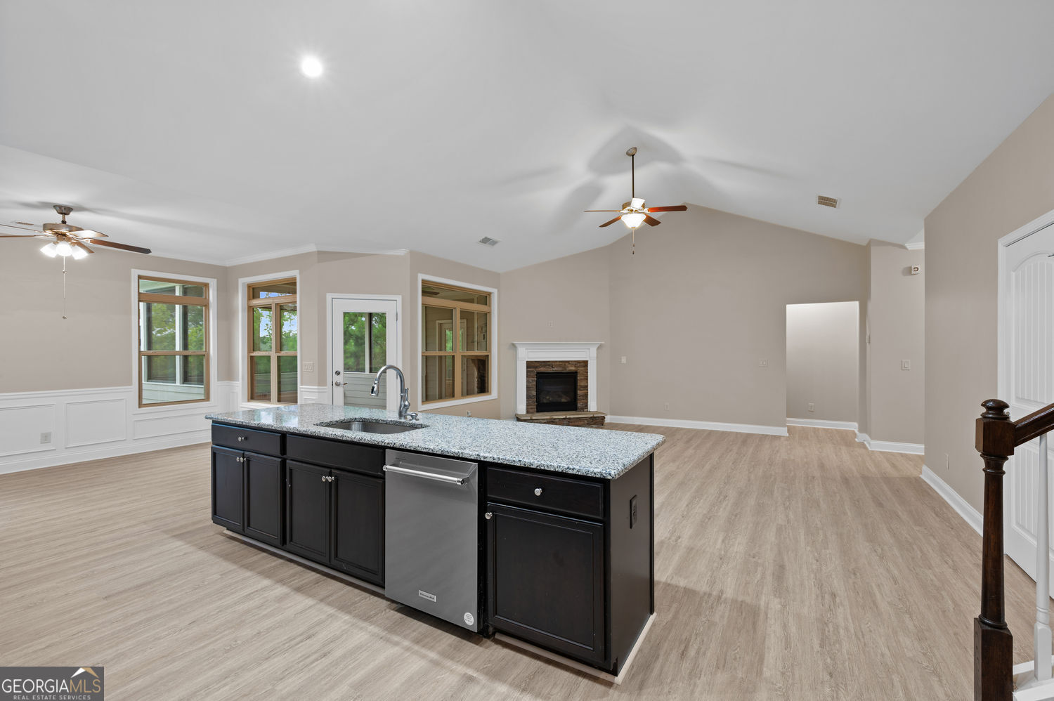 144 Alder Landing N Property Photo 7