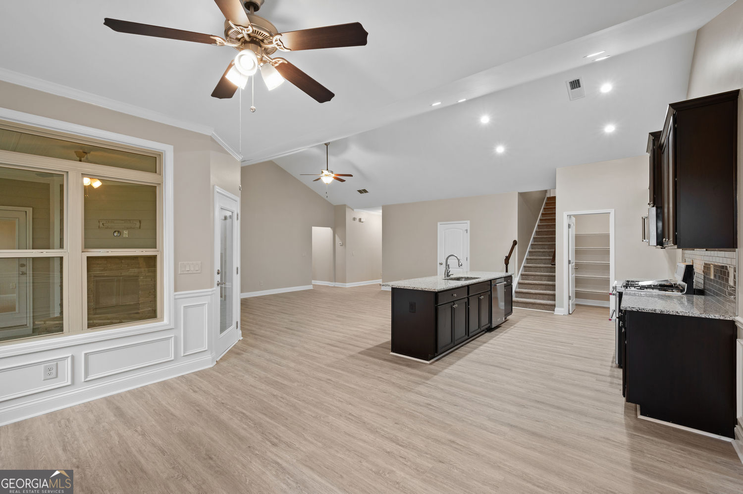 144 Alder Landing N Property Photo 8