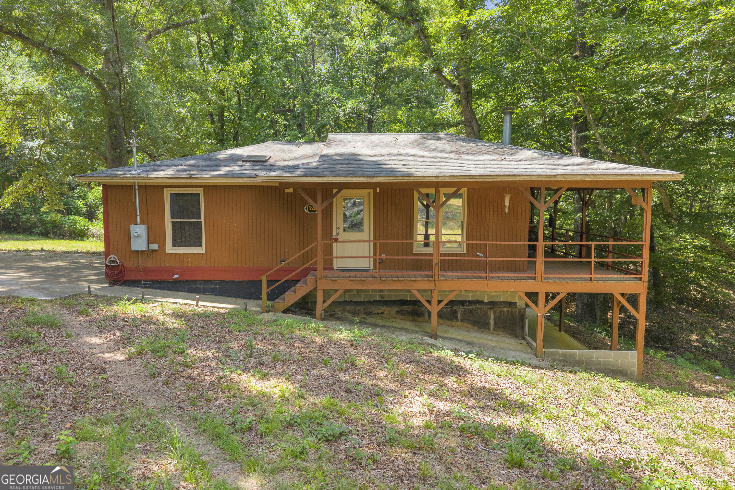 1245 Beechwood Drive Property Photo 1
