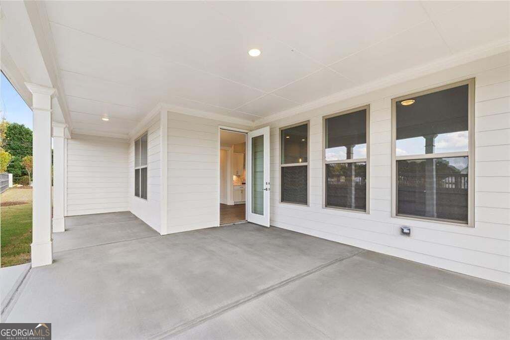 3498 Chosen Boulevard Property Photo 6
