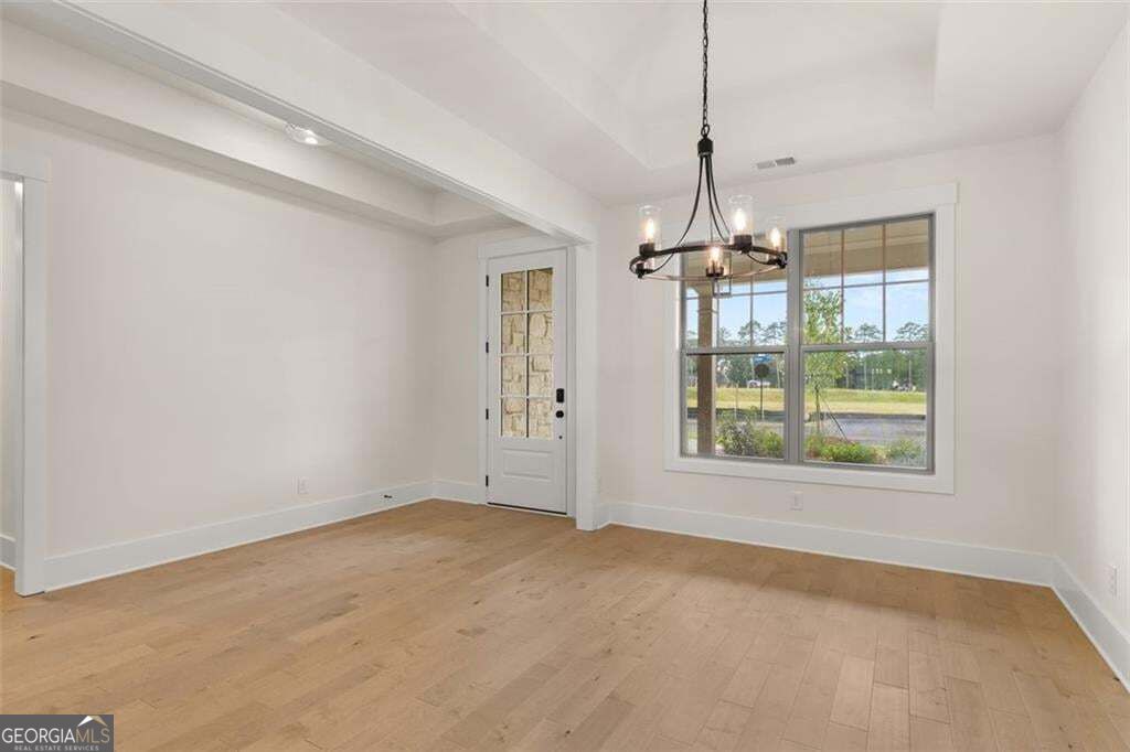 3498 Chosen Boulevard Property Photo 8