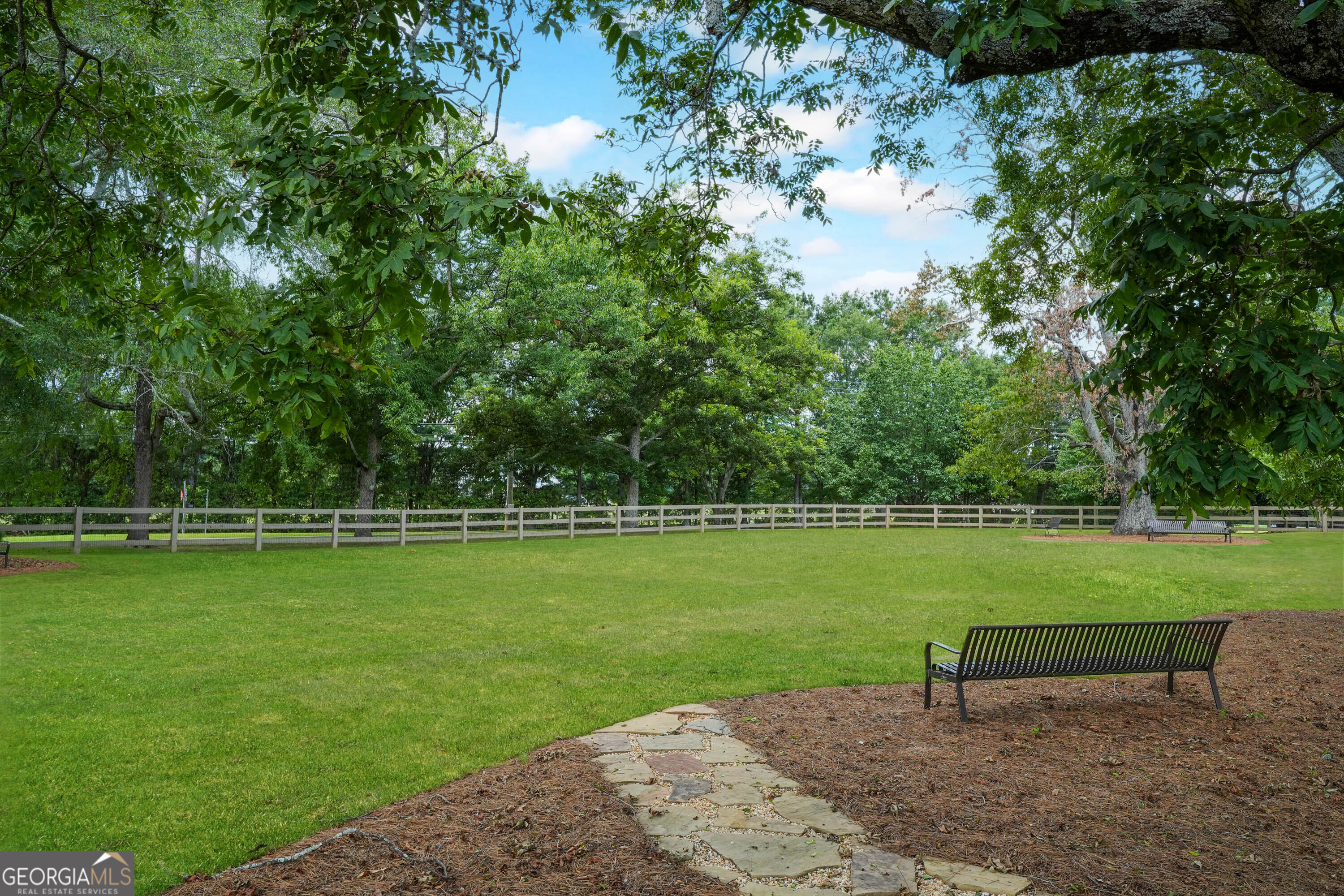 1240 Melody Bend Property Photo 10