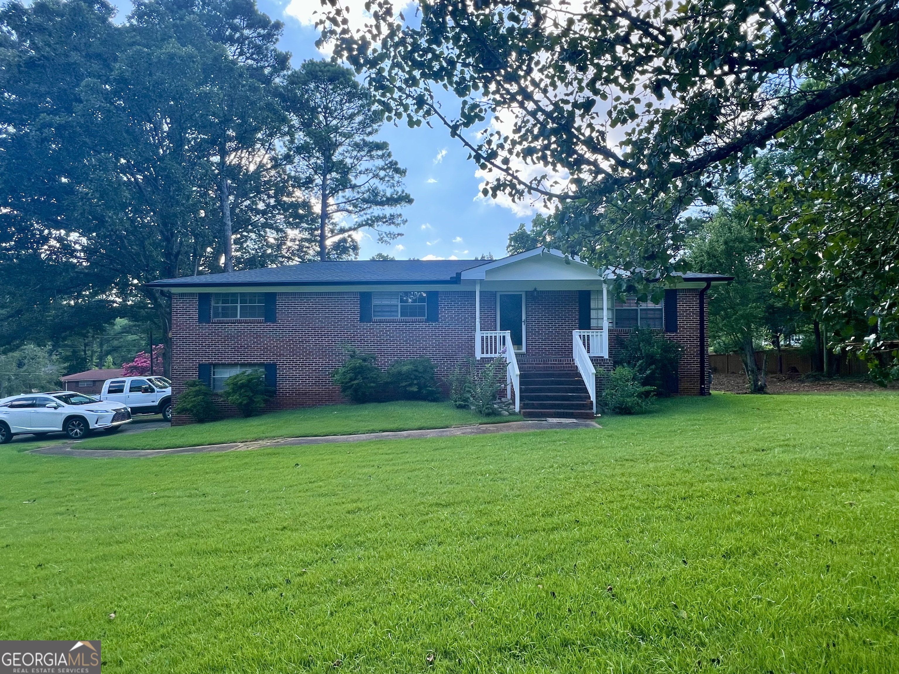6695 Courtney Drive Property Photo 1