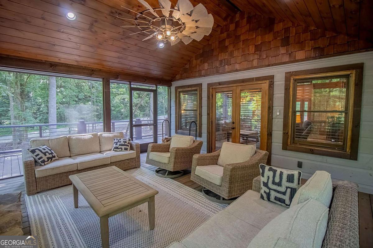 142 Timber Ridge Road Property Photo 16
