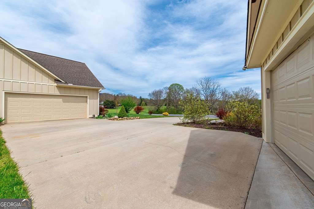 164 Owen Glen Drive Property Photo 39