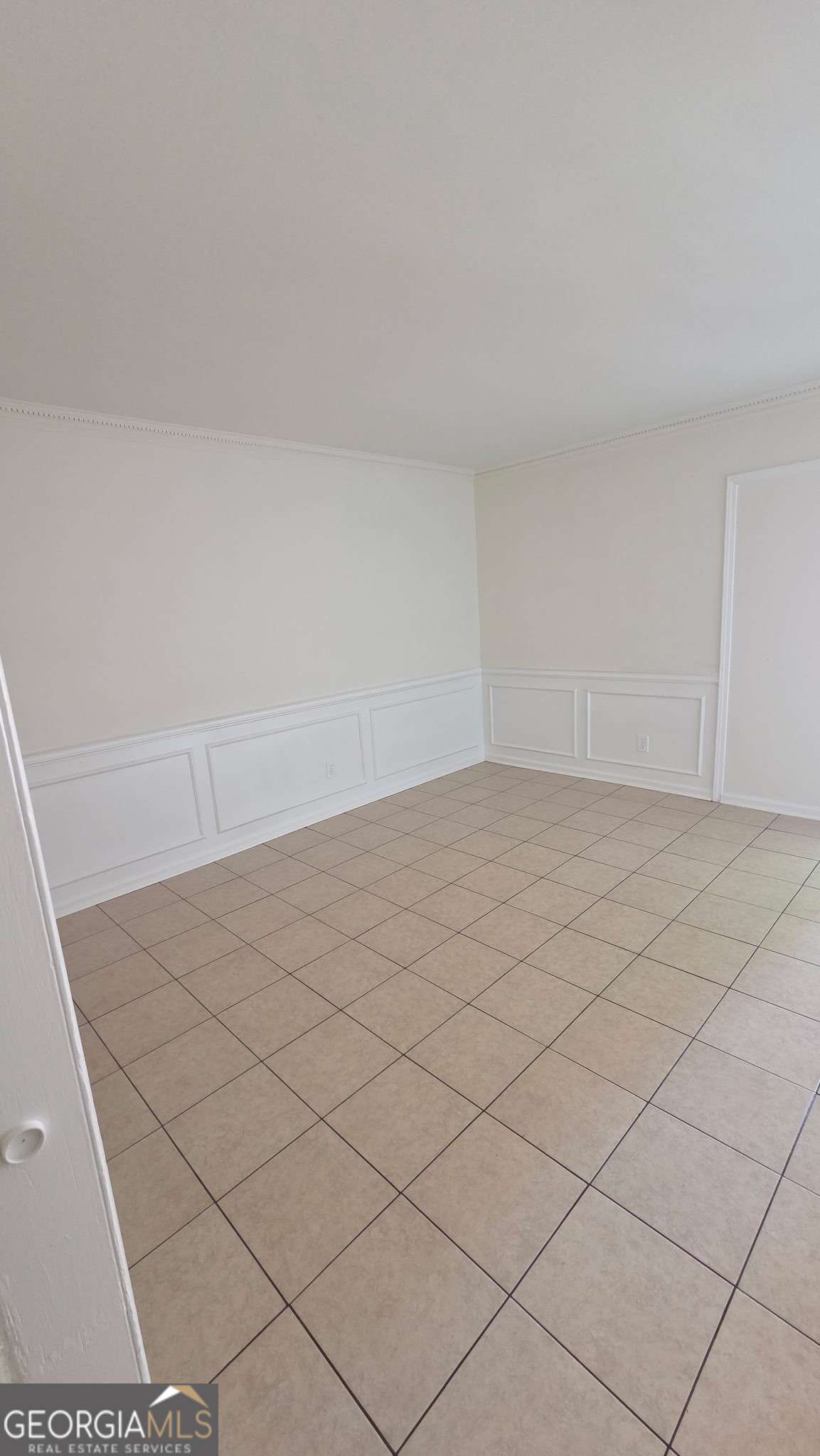 1175 Forest Vale Drive # 3 Property Photo 2