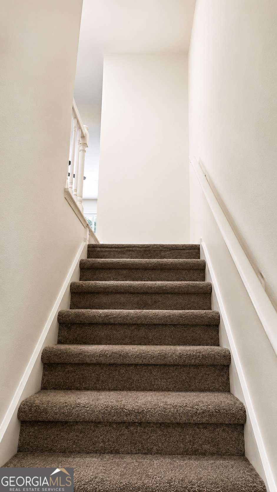 1175 Forest Vale Drive # 3 Property Photo 8