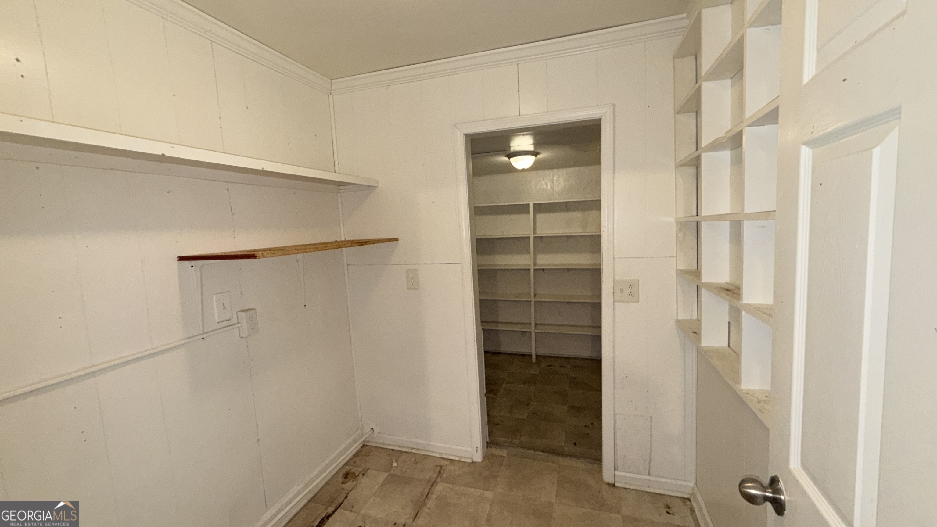 748 Greenhill Drive Ne Property Photo 4