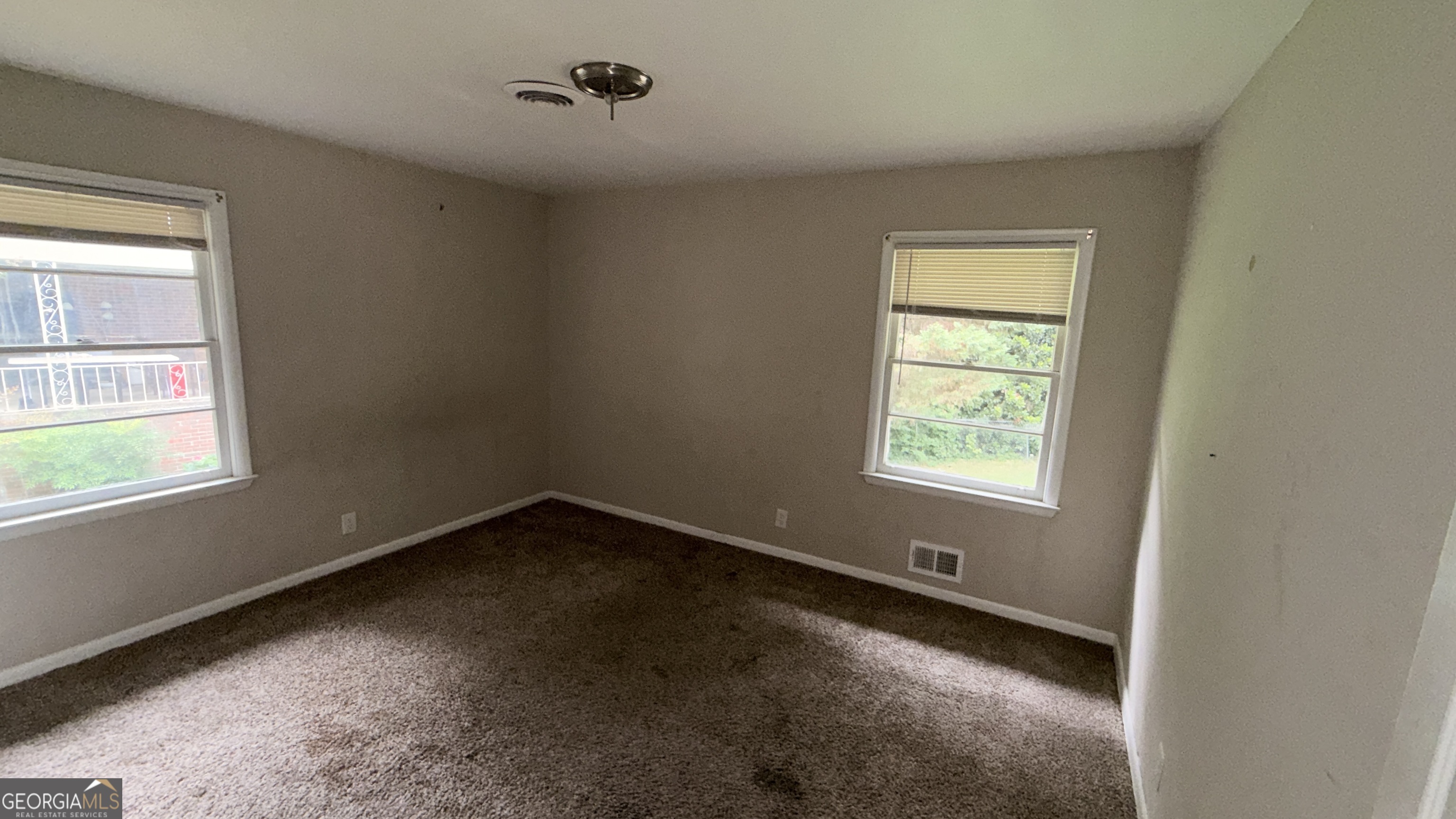 748 Greenhill Drive Ne Property Photo 14