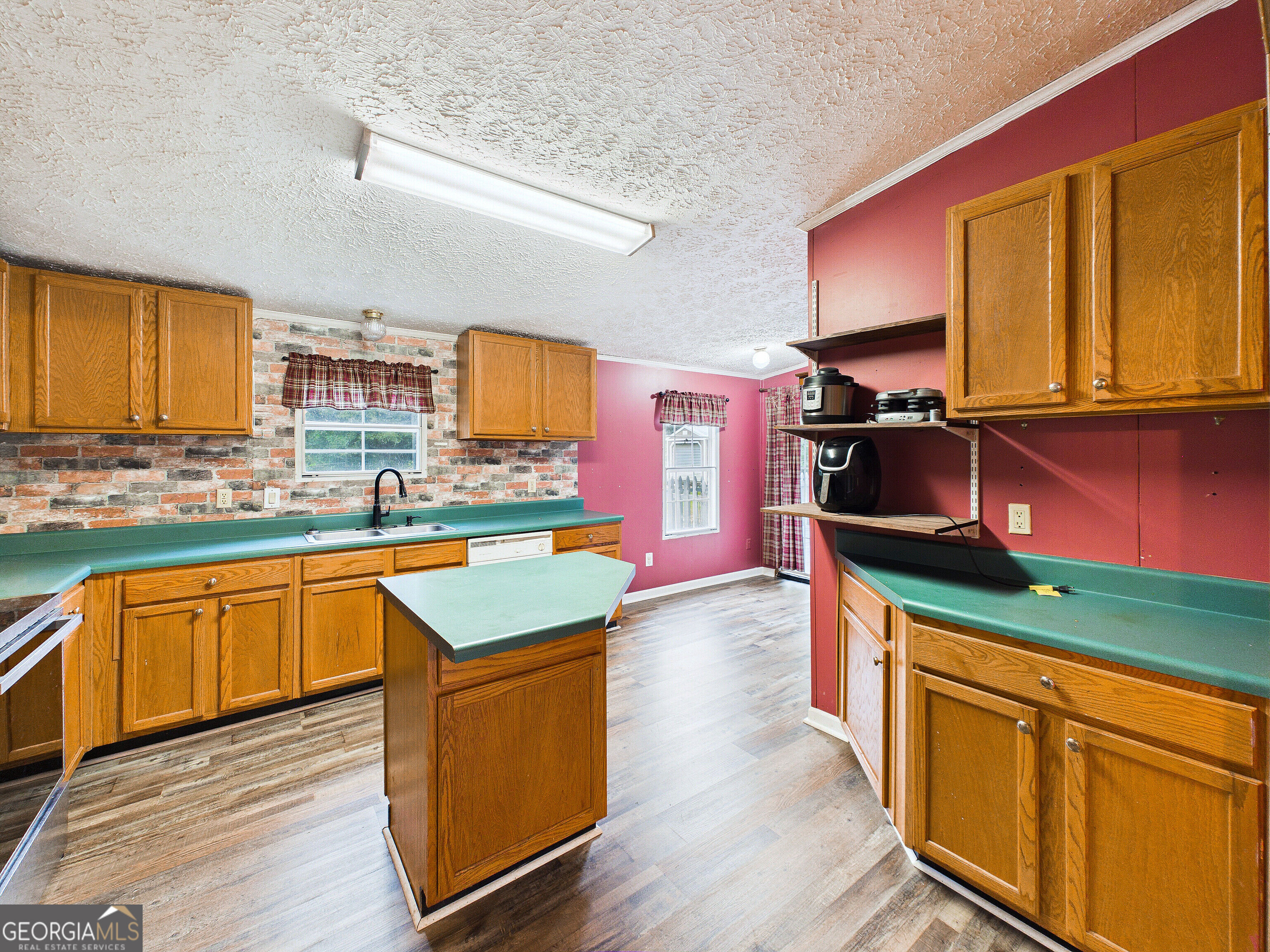 360 Hayes Road Property Photo 18