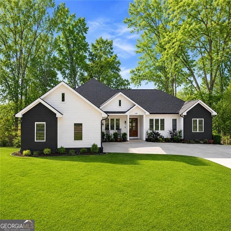 5384 Harris Circle Property Photo 1