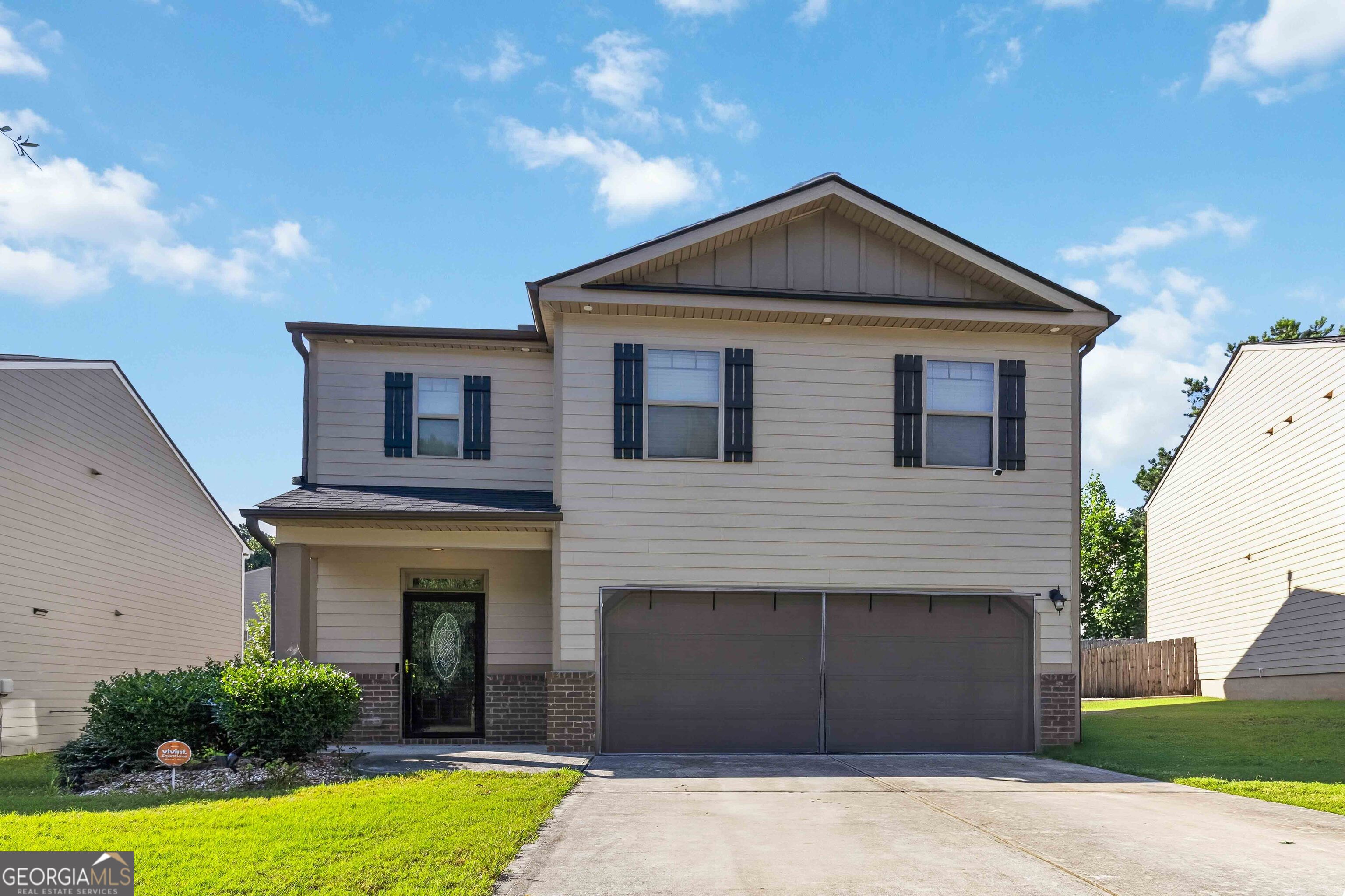 3744 Hampshire Walk SW Property Photo 1