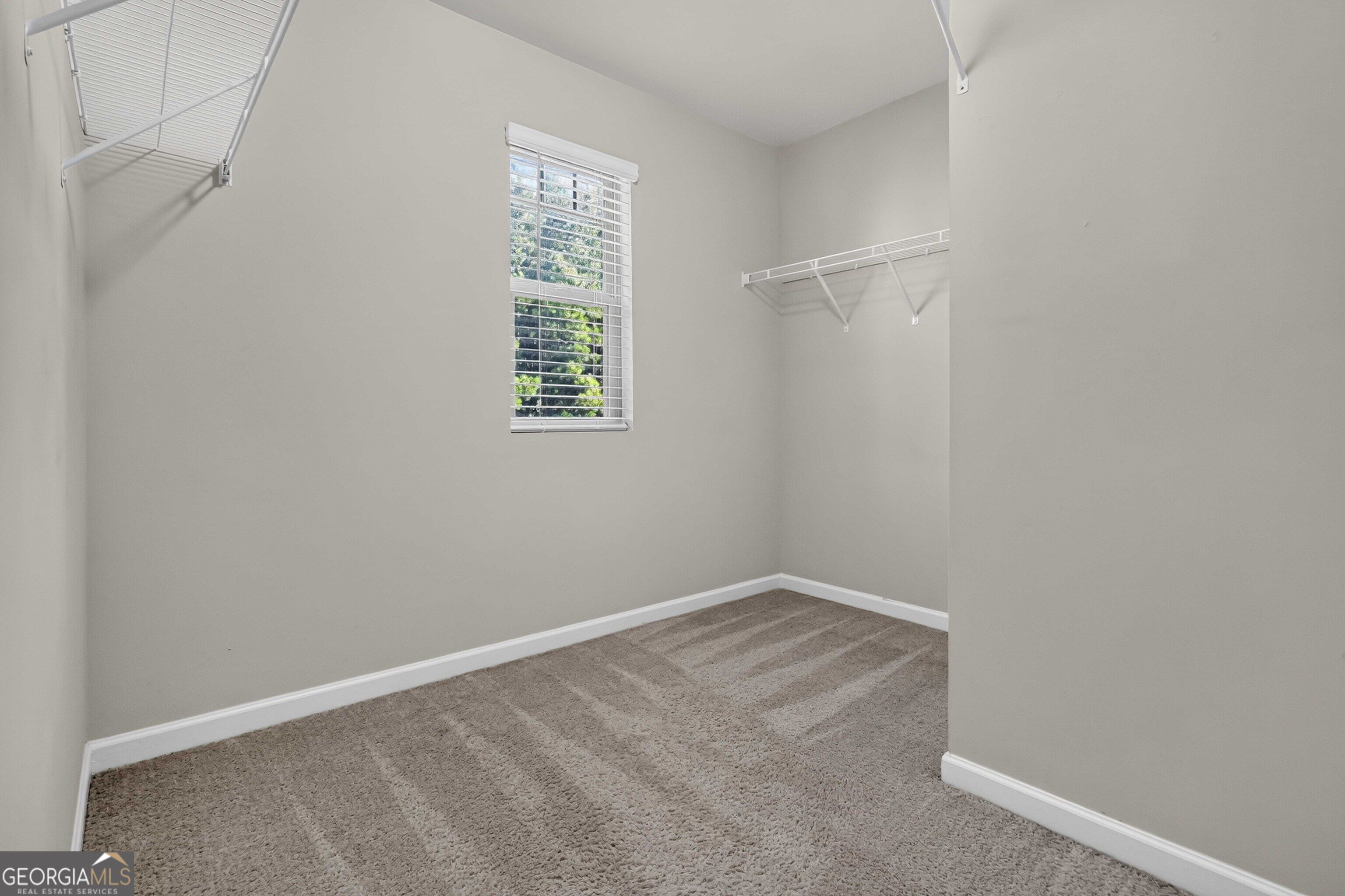 3744 Hampshire Walk Sw Property Photo 17