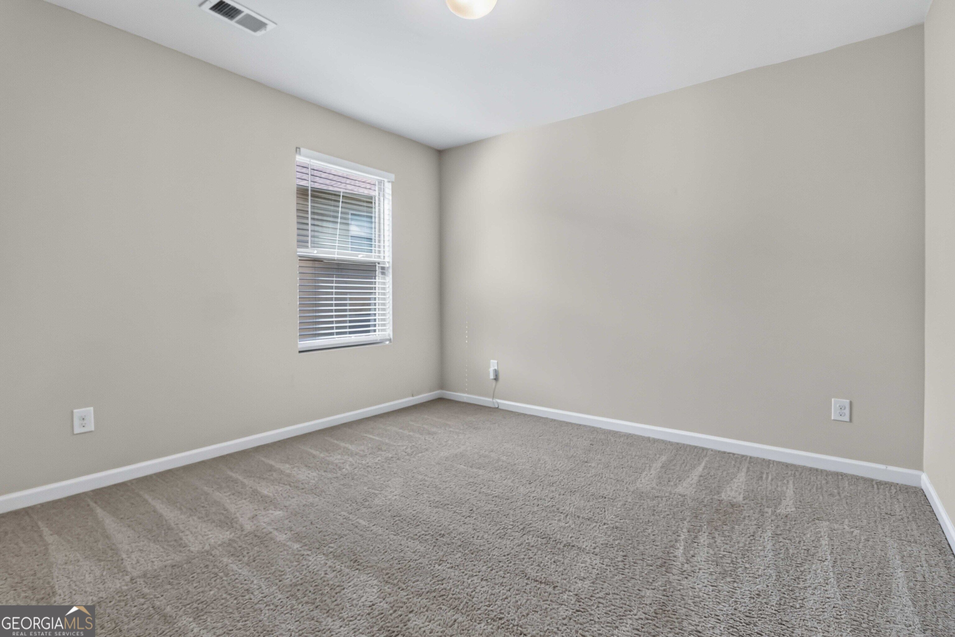3744 Hampshire Walk Sw Property Photo 19