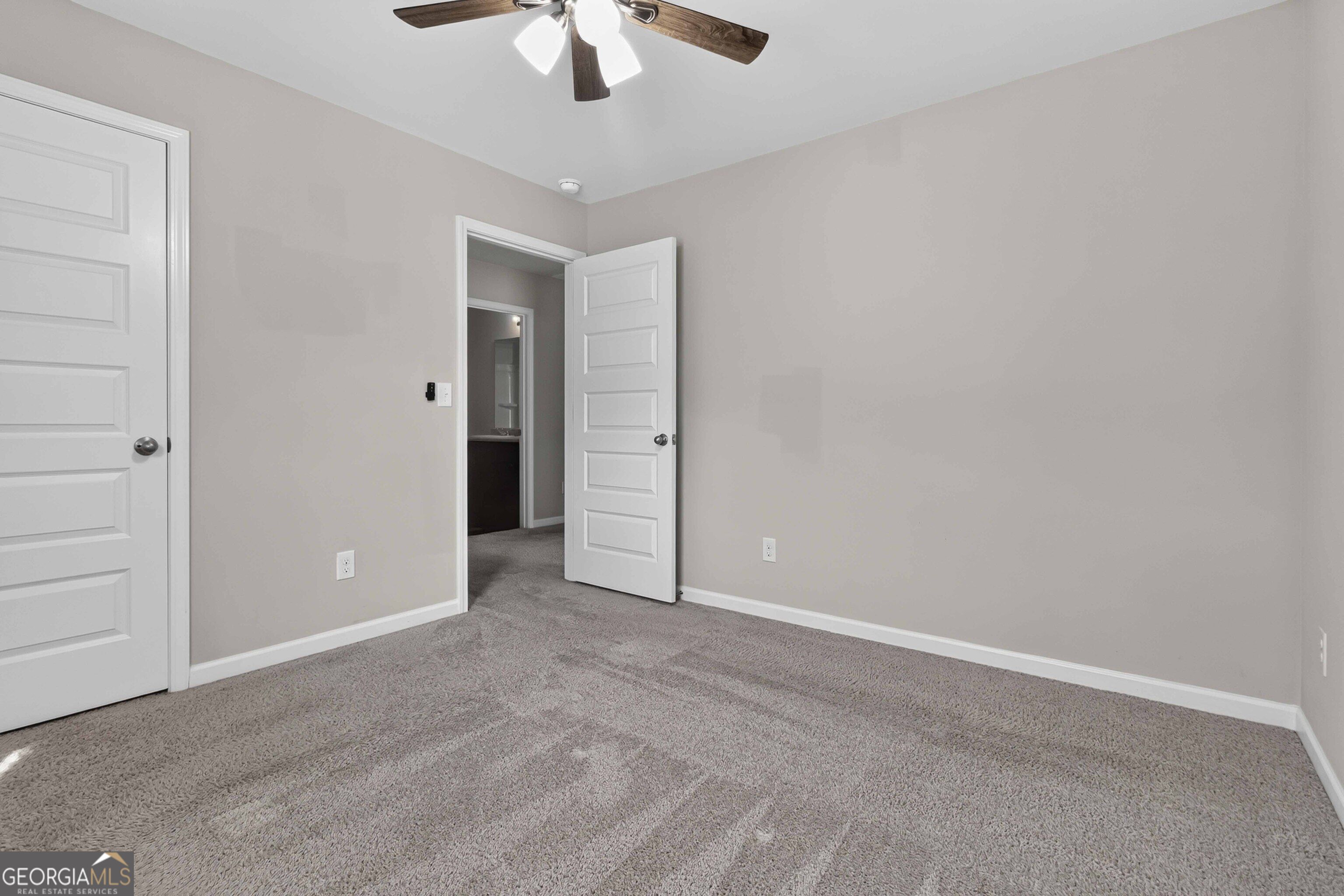 3744 Hampshire Walk Sw Property Photo 22